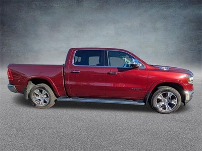 2022 RAM 1500 Laramie 4x4 Crew Cab 5'7" Box