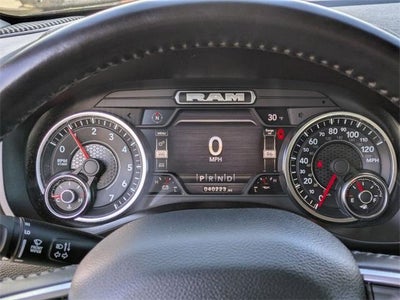 2022 RAM 1500 Laramie 4x4 Crew Cab 5'7" Box