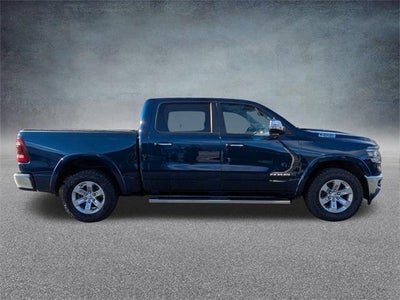 2022 RAM 1500 Laramie 4x4 Crew Cab 5'7" Box
