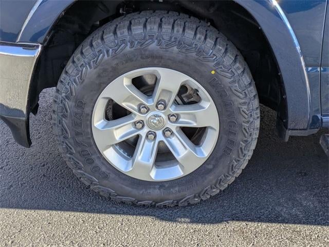 2022 RAM 1500 Laramie 4x4 Crew Cab 5'7" Box