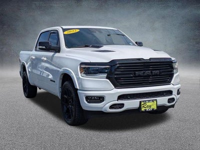 2022 RAM 1500 Laramie 4x4 Crew Cab 5'7" Box