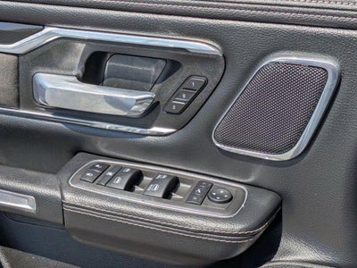 2022 RAM 1500 Laramie 4x4 Crew Cab 5'7" Box