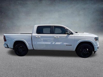 2022 RAM 1500 Laramie 4x4 Crew Cab 5'7" Box