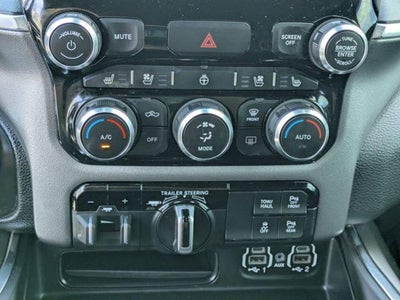 2022 RAM 1500 Laramie 4x4 Crew Cab 5'7" Box