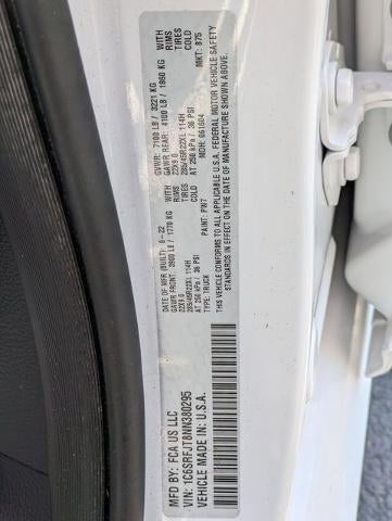 2022 RAM 1500 Laramie 4x4 Crew Cab 5'7" Box