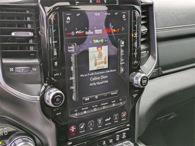 2021 RAM 1500 Laramie 4x4 Crew Cab 6'4" Box