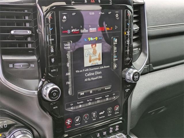 2021 RAM 1500 Laramie 4x4 Crew Cab 6'4" Box