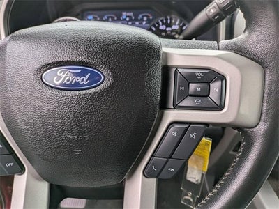 2019 Ford Super Duty F-250 SRW LARIAT 4WD Crew Cab 6.75' Box