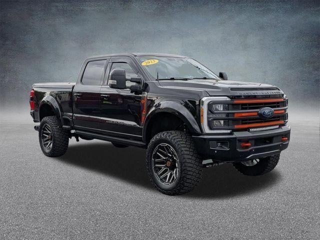 2023 Ford Super Duty F-250 SRW LARIAT 4WD Crew Cab 6.75' Box