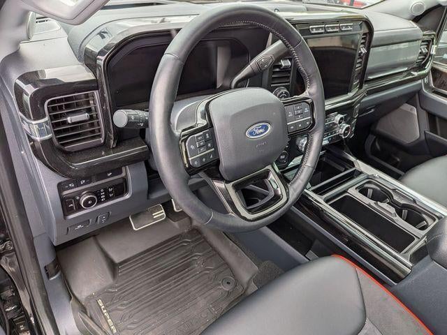 2023 Ford Super Duty F-250 SRW LARIAT 4WD Crew Cab 6.75' Box