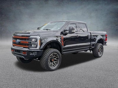 2023 Ford Super Duty F-250 SRW LARIAT 4WD Crew Cab 6.75' Box