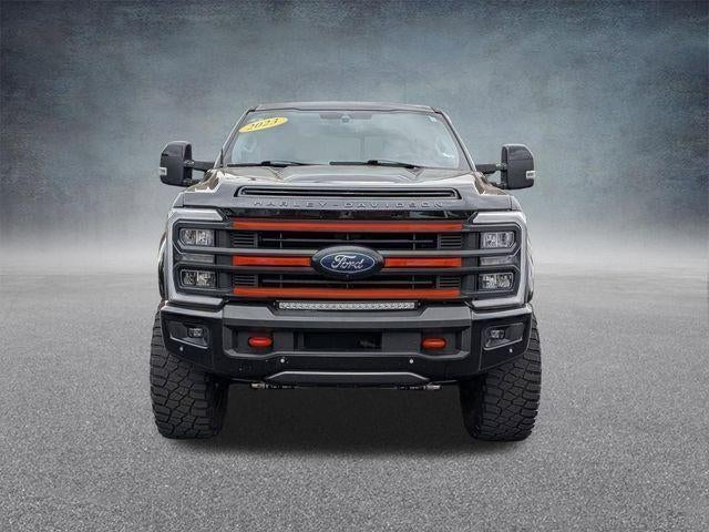 2023 Ford Super Duty F-250 SRW LARIAT 4WD Crew Cab 6.75' Box