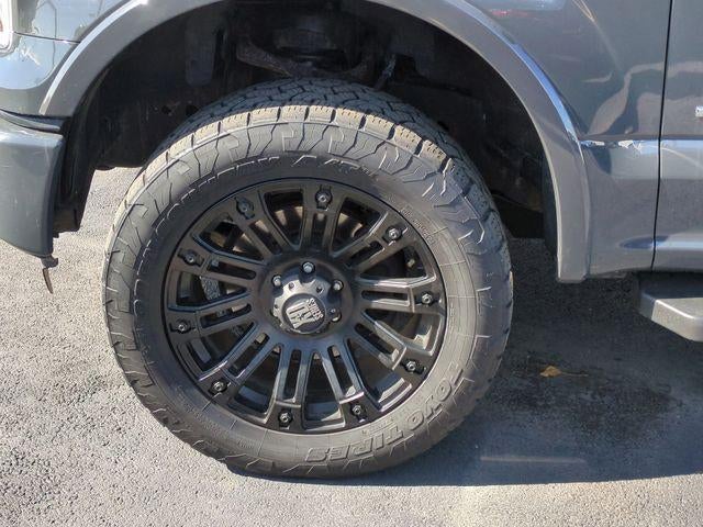 2016 Ford F-150 4WD SuperCrew 5-1/2 Ft Box Lariat