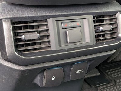 2023 Ford F-150 LARIAT 4WD SuperCrew 5.5' Box