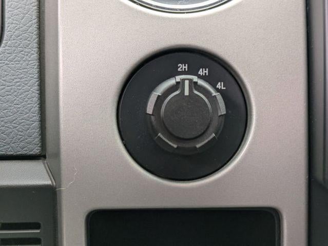 2013 Ford F-150 4WD SuperCrew 5-1/2 Ft Box XLT