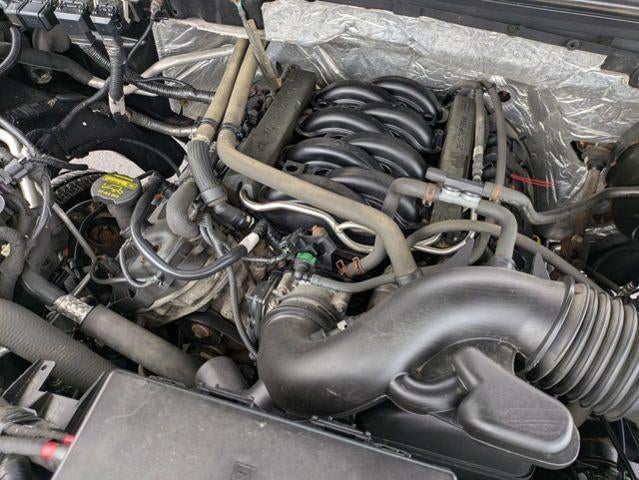 2013 Ford F-150 4WD SuperCrew 5-1/2 Ft Box XLT