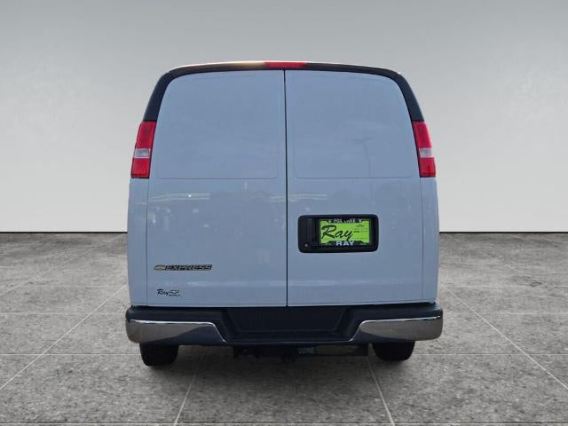 2025 Chevrolet Express Cargo Van 3500 Regular Wheelbase Rear-Wheel Drive