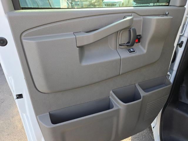 2025 Chevrolet Express Cargo Van 3500 Regular Wheelbase Rear-Wheel Drive