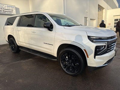 2025 Chevrolet Suburban 4WD Premier