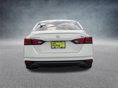 2019 Nissan Altima 2.5 SR Sedan