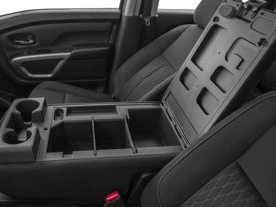 2017 Nissan Titan 4x4 Crew Cab SV