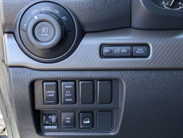 2024 Nissan Titan 4x4 Crew Cab PRO-4X