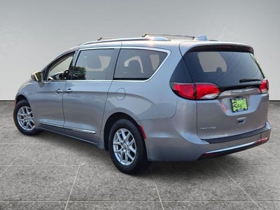 2020 Chrysler Pacifica Touring L FWD