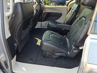 2020 Chrysler Pacifica Touring L FWD