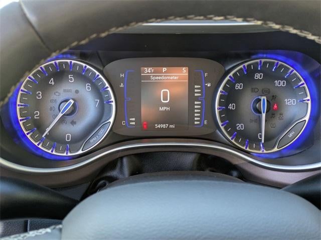 2023 Chrysler Voyager LX FWD