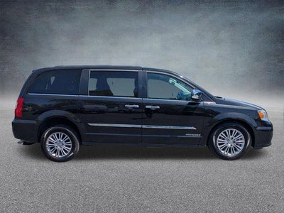 2016 Chrysler Town & Country 4dr Wgn Touring-L