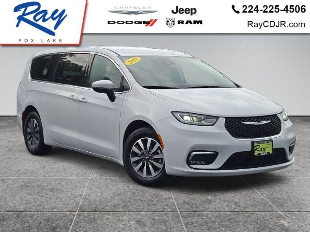 2023 Chrysler Pacifica Hybrid Touring L FWD