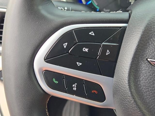 2023 Chrysler Pacifica Hybrid Touring L FWD