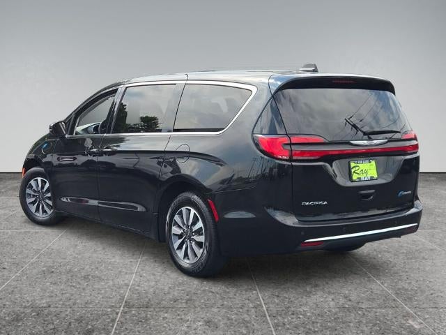 2023 Chrysler Pacifica Hybrid Touring L FWD