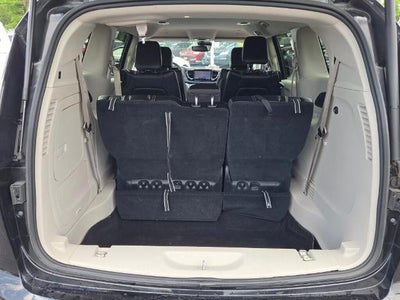 2023 Chrysler Pacifica Hybrid Touring L FWD