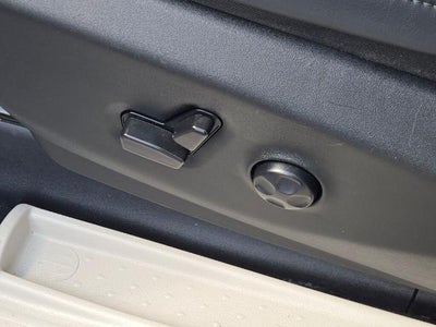 2023 Chrysler Pacifica Hybrid Touring L FWD