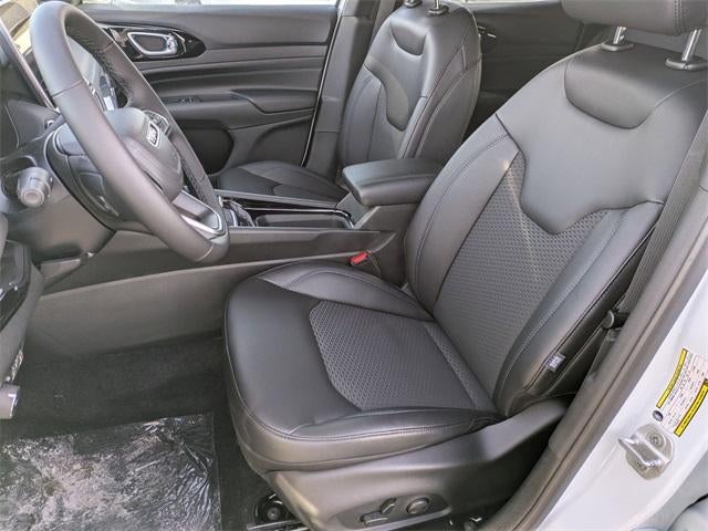 2026 Jeep Compass Latitude 4x4 *Ltd Avail*