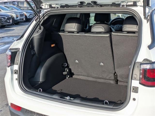 2026 Jeep Compass Latitude 4x4 *Ltd Avail*