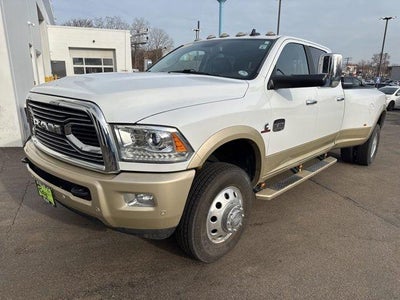 2017 RAM 3500 Laramie Longhorn 4x4 Crew Cab 8' Box