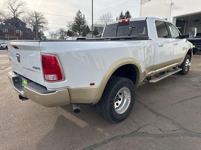2017 RAM 3500 Laramie Longhorn 4x4 Crew Cab 8' Box