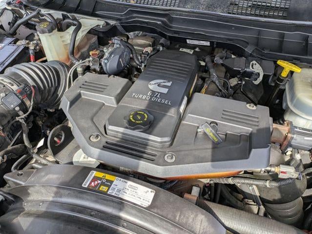 2017 RAM 3500 Laramie Longhorn 4x4 Crew Cab 8' Box