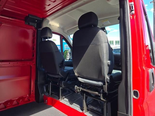 2026 RAM ProMaster Cargo Van Tradesman 1500 Low Roof 118" WB w/Pass Seat