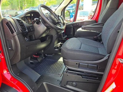 2026 RAM ProMaster Cargo Van Tradesman 1500 Low Roof 118" WB w/Pass Seat