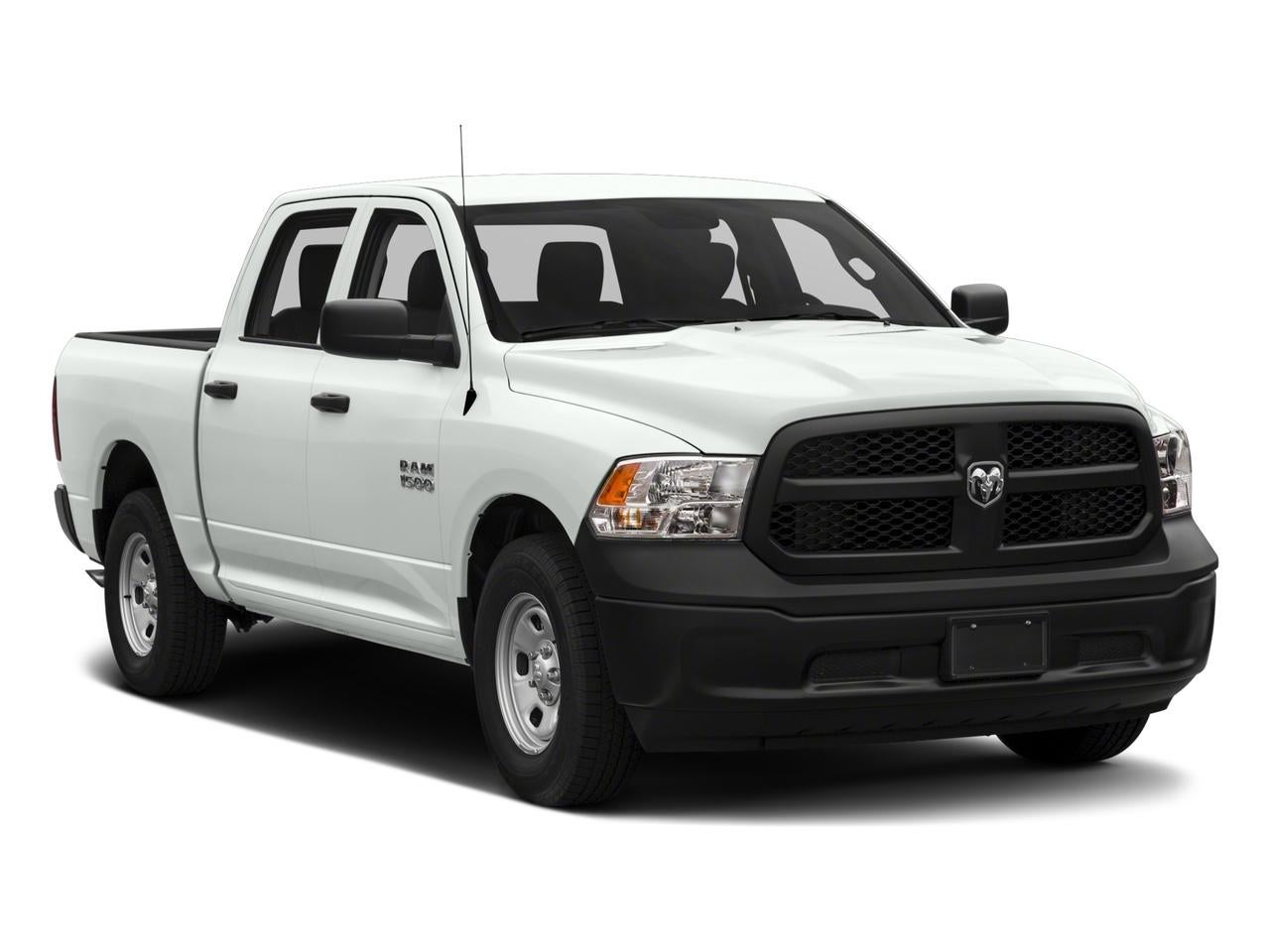 2017 RAM 1500 Express 4x4 Crew Cab 5'7" Box