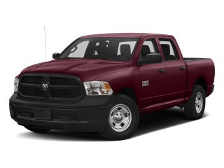 2017 RAM 1500 Express 4x4 Crew Cab 5'7" Box