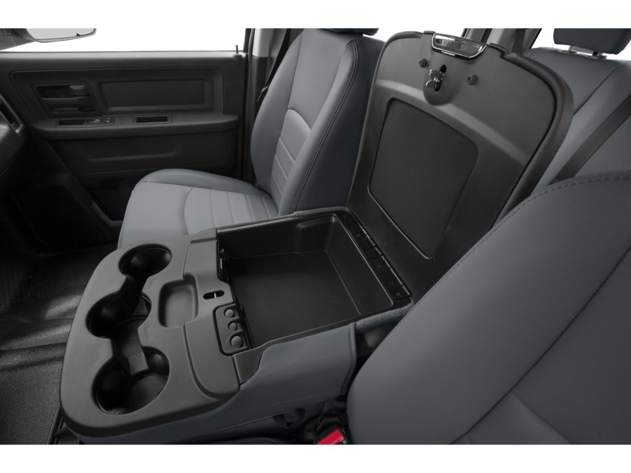 2015 RAM 5500 4WD Crew Cab 173" WB 60" CA Tradesman