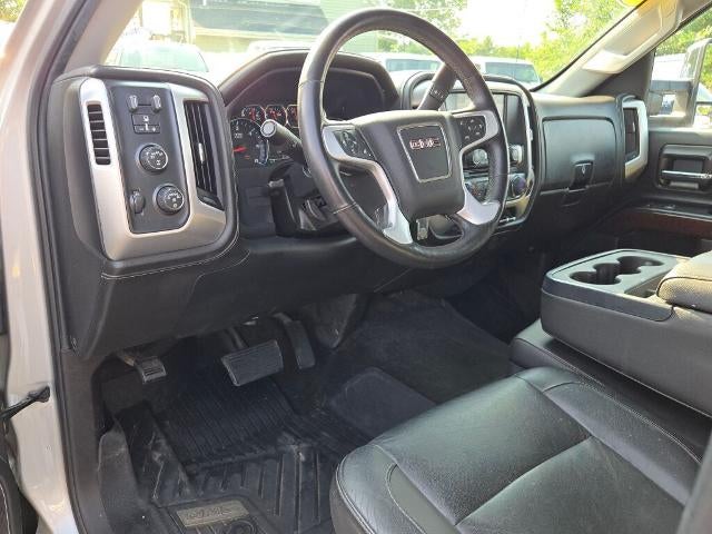 2017 GMC Sierra 1500 Crew Cab Short Box 4-Wheel Drive SLT