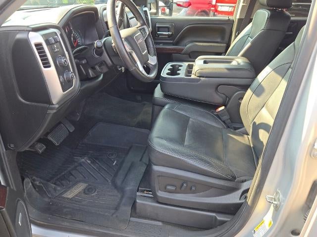 2017 GMC Sierra 1500 Crew Cab Short Box 4-Wheel Drive SLT