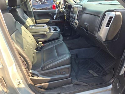 2017 GMC Sierra 1500 Crew Cab Short Box 4-Wheel Drive SLT