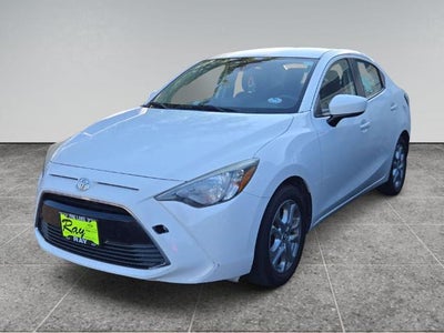2017 Toyota Yaris iA Auto (Natl)