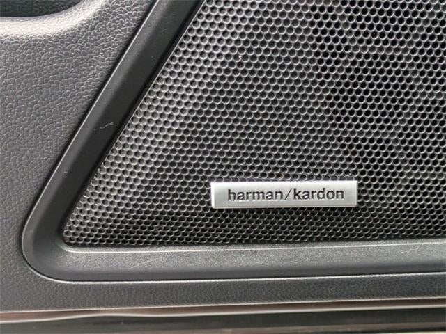 2022 Subaru Outback Limited XT CVT